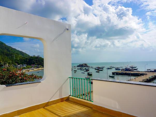 Cham'S Corner Lookout Homestay & Restaurant Tân Hiệ Exteriör bild