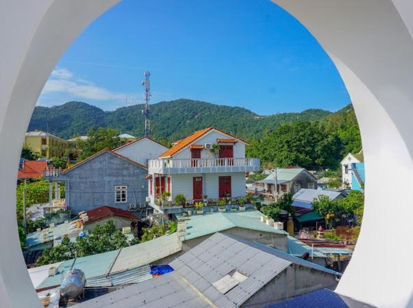 Cham'S Corner Lookout Homestay & Restaurant Tân Hiệ Exteriör bild